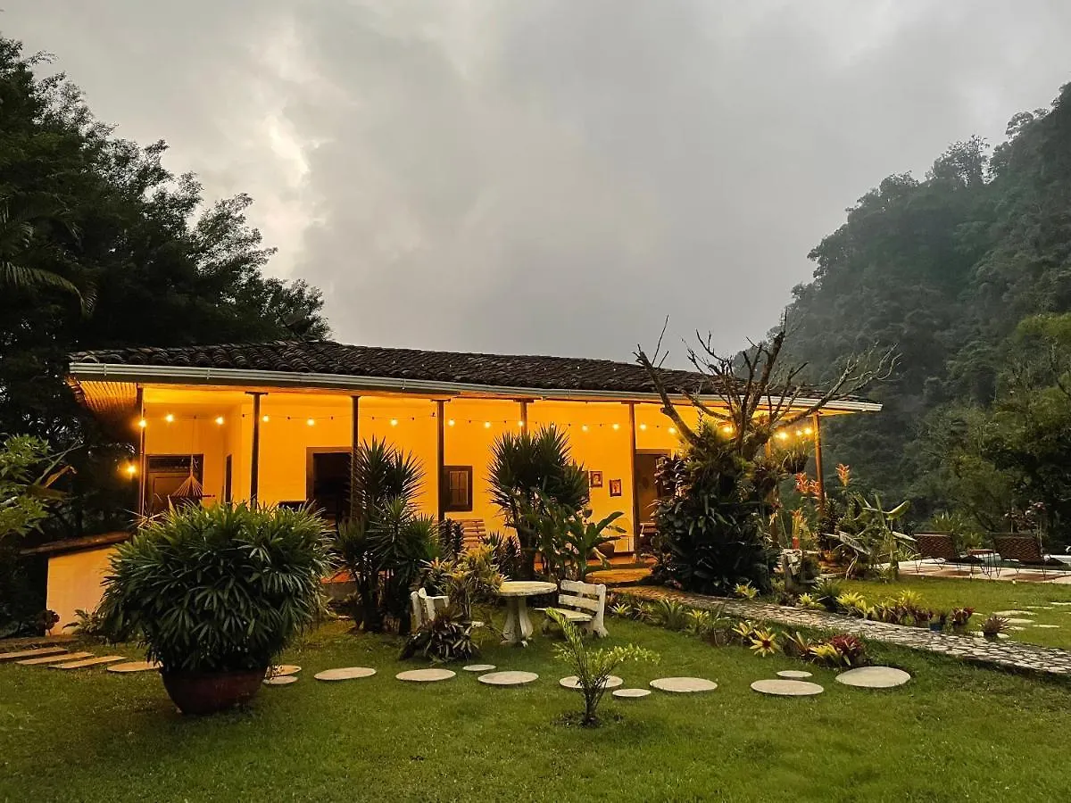 Almah Glamping Hotel Cali